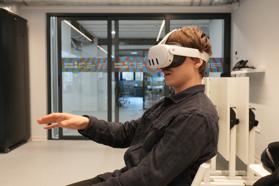 AI-in-Action: Ethical, Inclusive and Creative AI for Youth Work